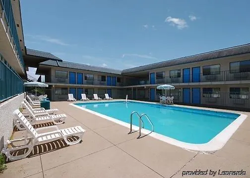 Rodeway Inn Nashville Motel
