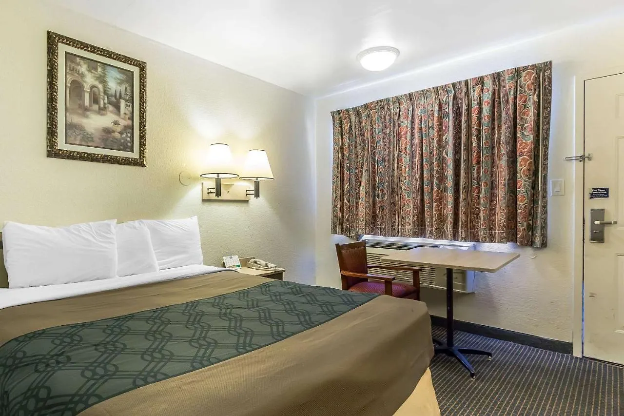 Rodeway Inn Nashville