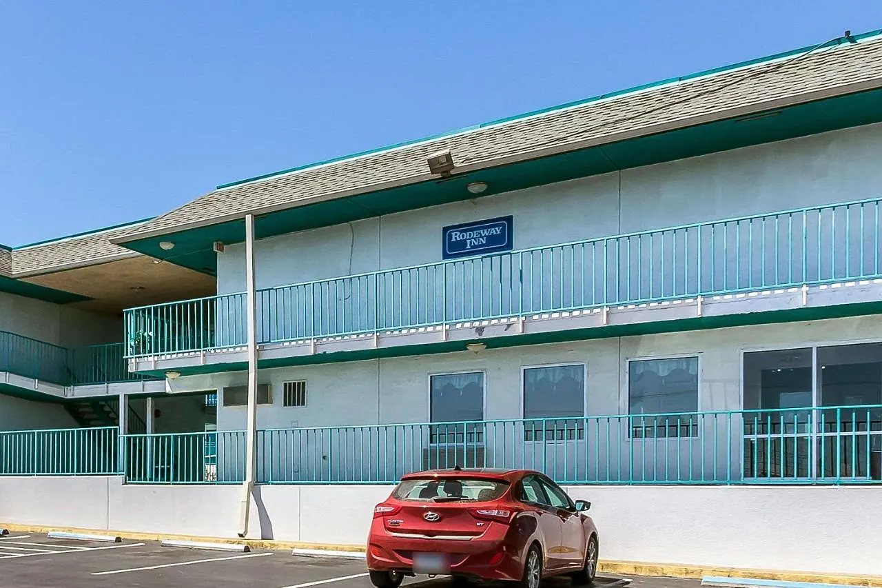 ** Motel Rodeway Inn Nashville United States