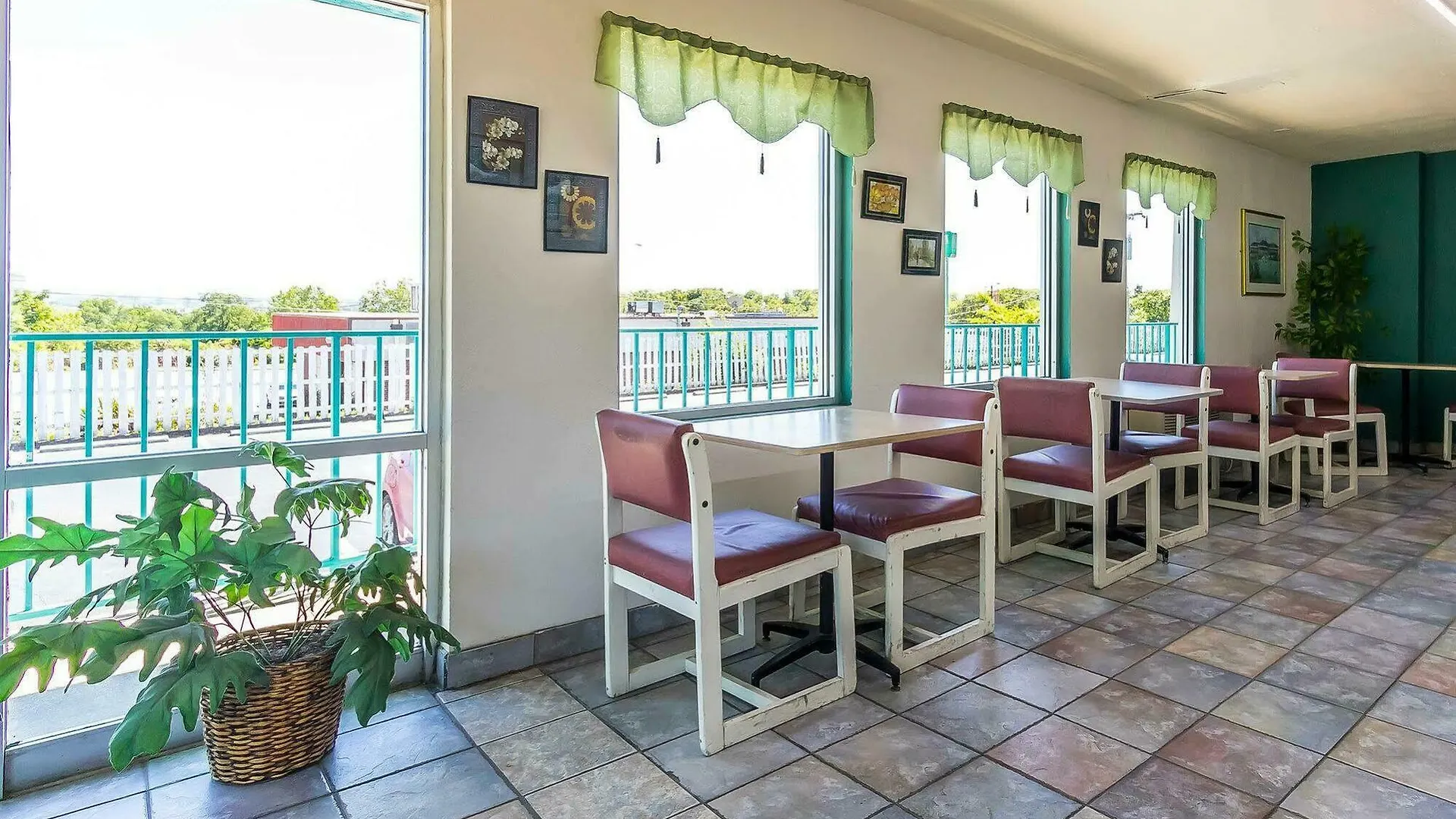 Rodeway Inn Nashville Motel